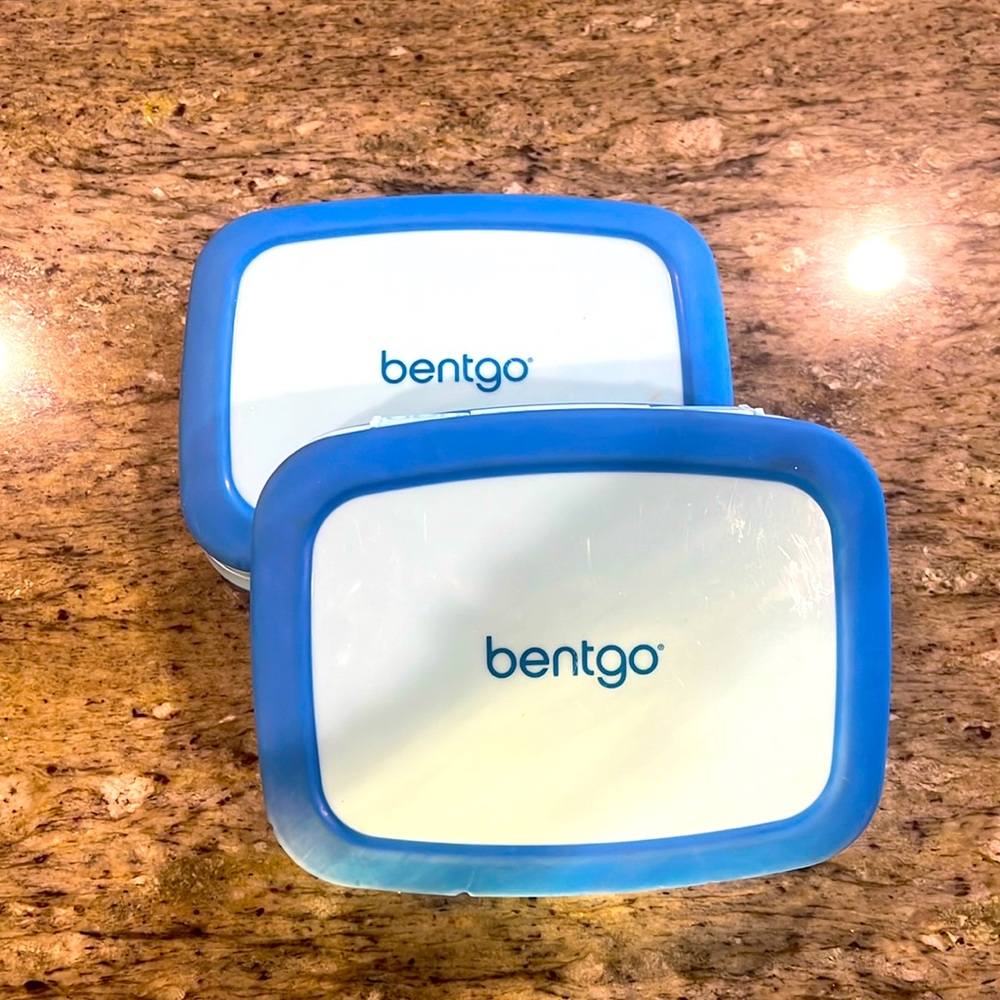 2 Bentgo Kids Bento-Style 5-Compartment Leak-Proof Lunch Boxes in dual blue